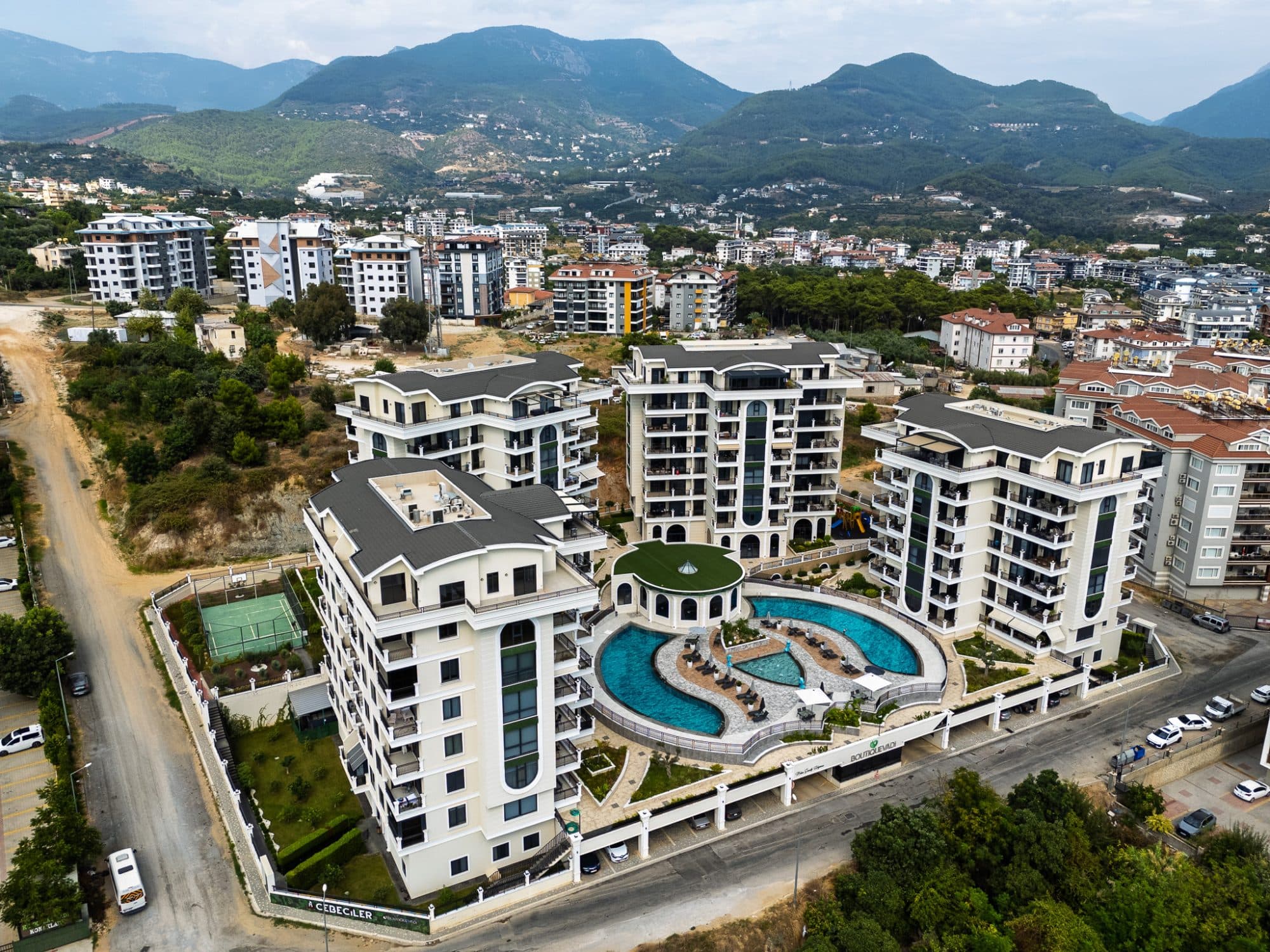 OBA MAHALLESİ BOUTİQUE VADİ SİTESİ SATILIK 3+1 DAİRE