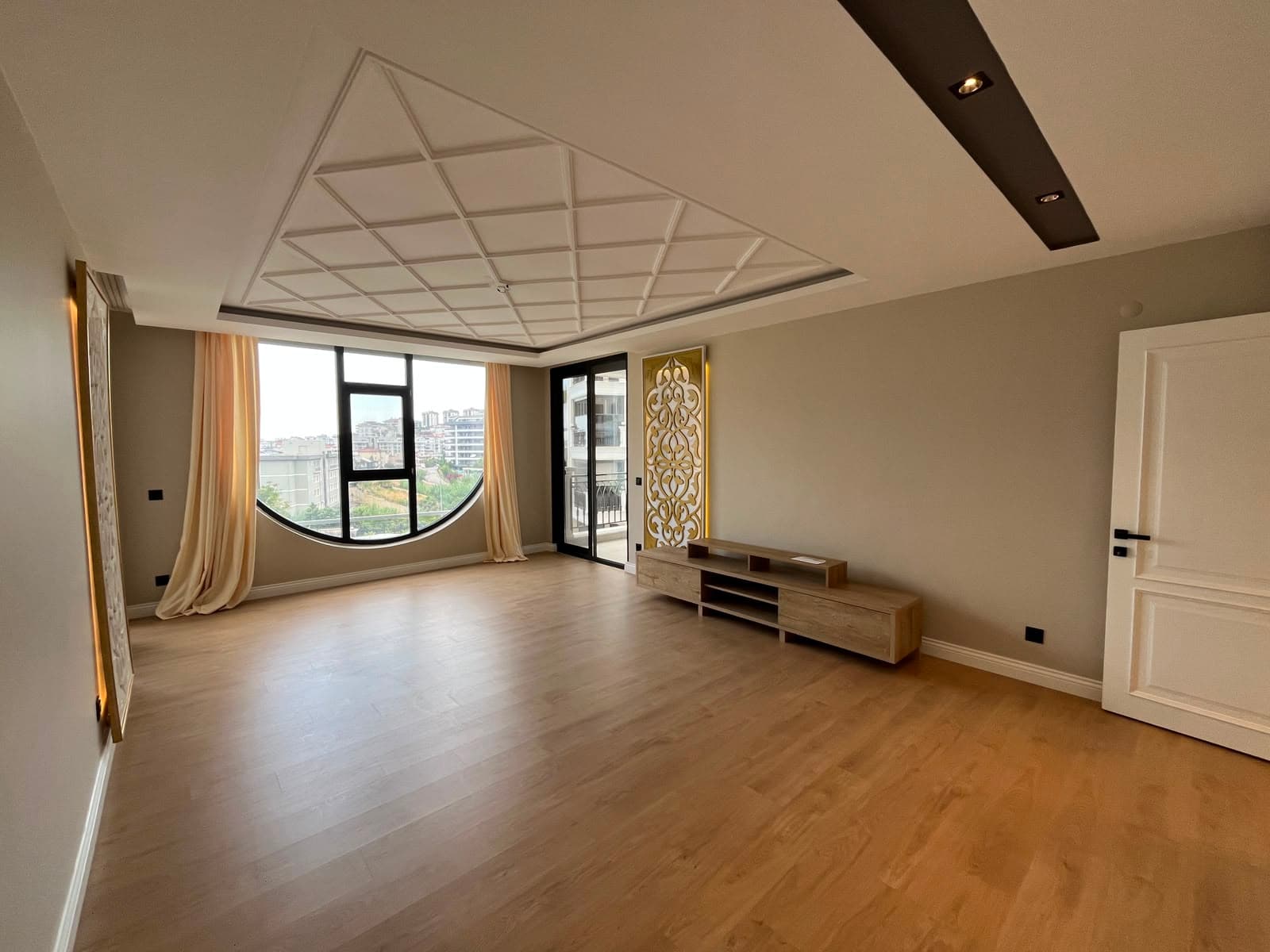 OBA MAHALLESİ BOUTİQUE VADİ SİTESİ SATILIK 3+1 DAİRE