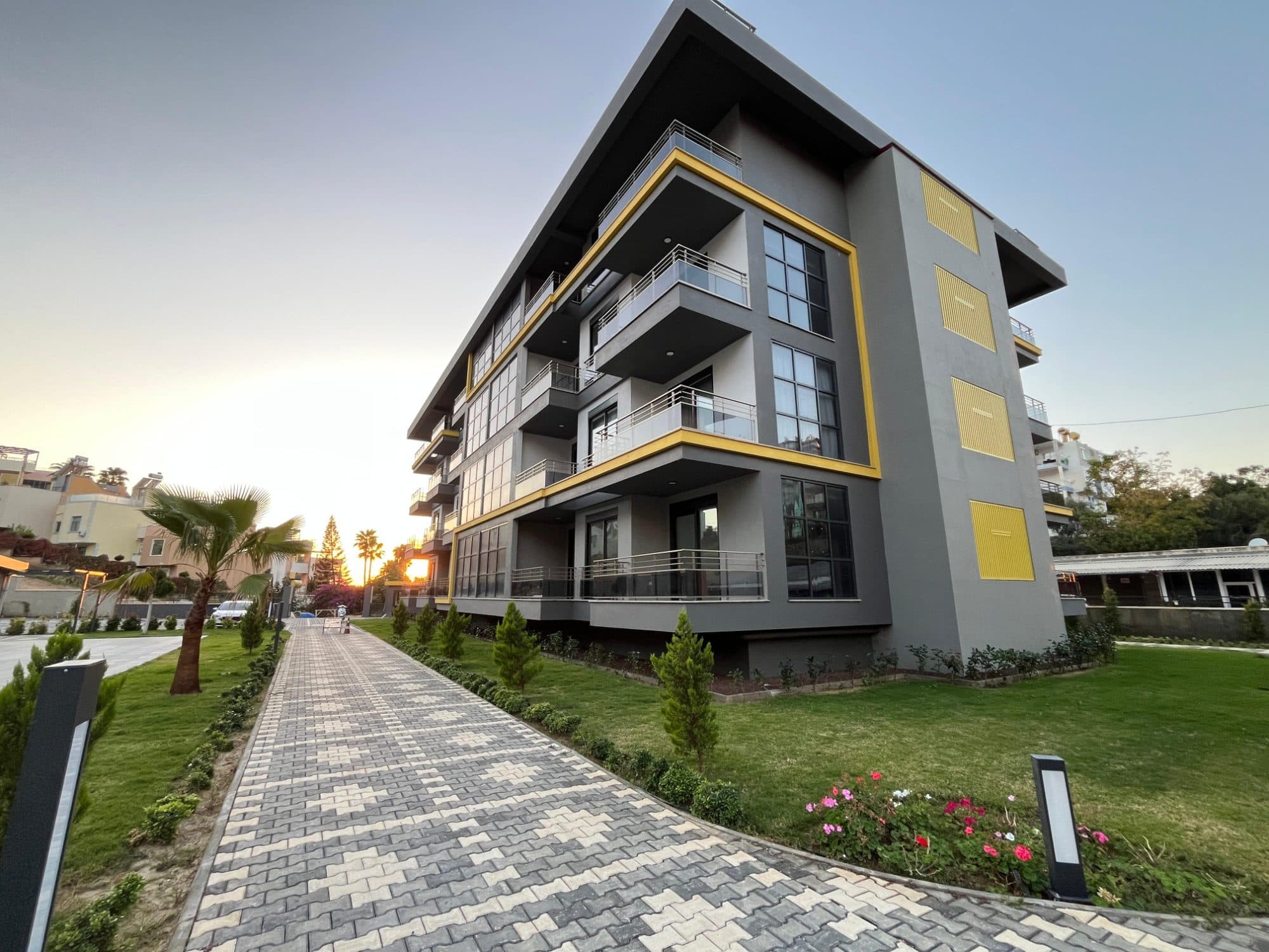 KESTEL BOTANİC GARDEN SİTESİNDE 1+1 DAİRE